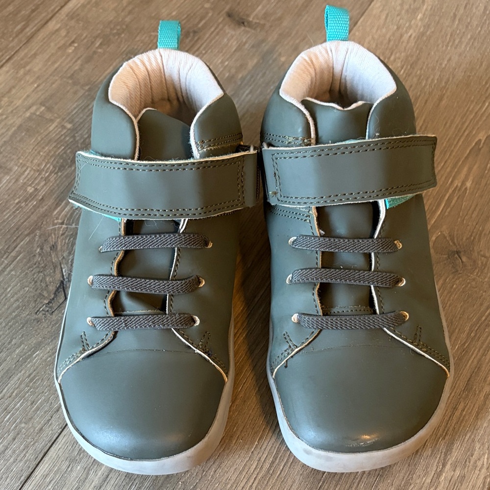 Kids High-Top Sneakers in Olive Green with Teal Pull Tab - Picture 3 of 5